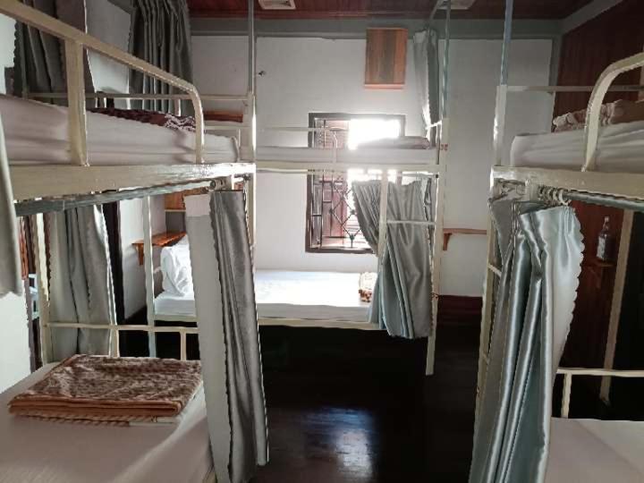 City Backpackers & Travel Luang Prabang Exterior foto